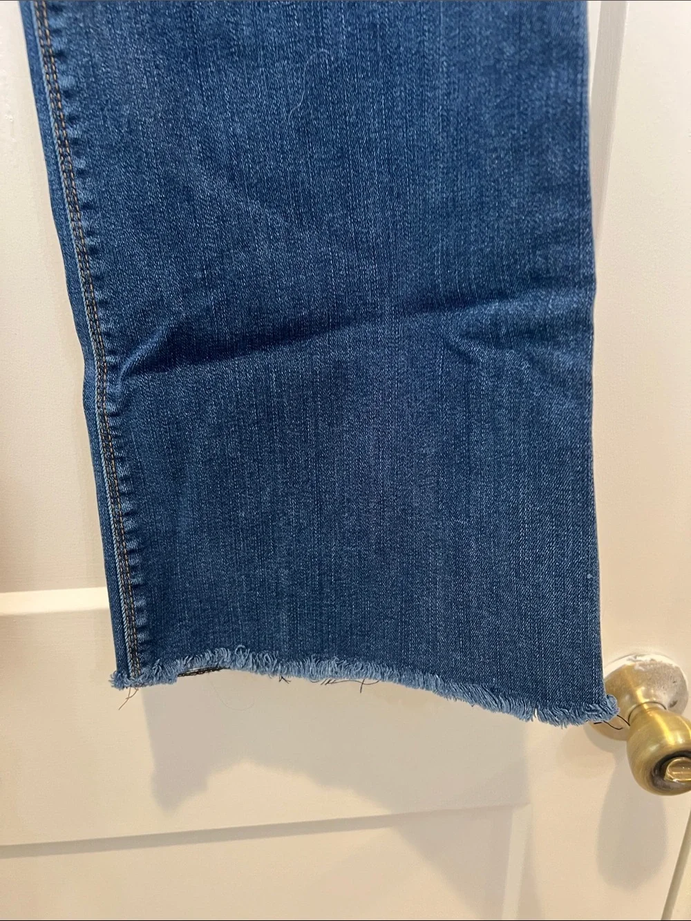 Joe's Jeans Deep Blue flawless the mustang Flared Wide-Leg Jeans size 28.